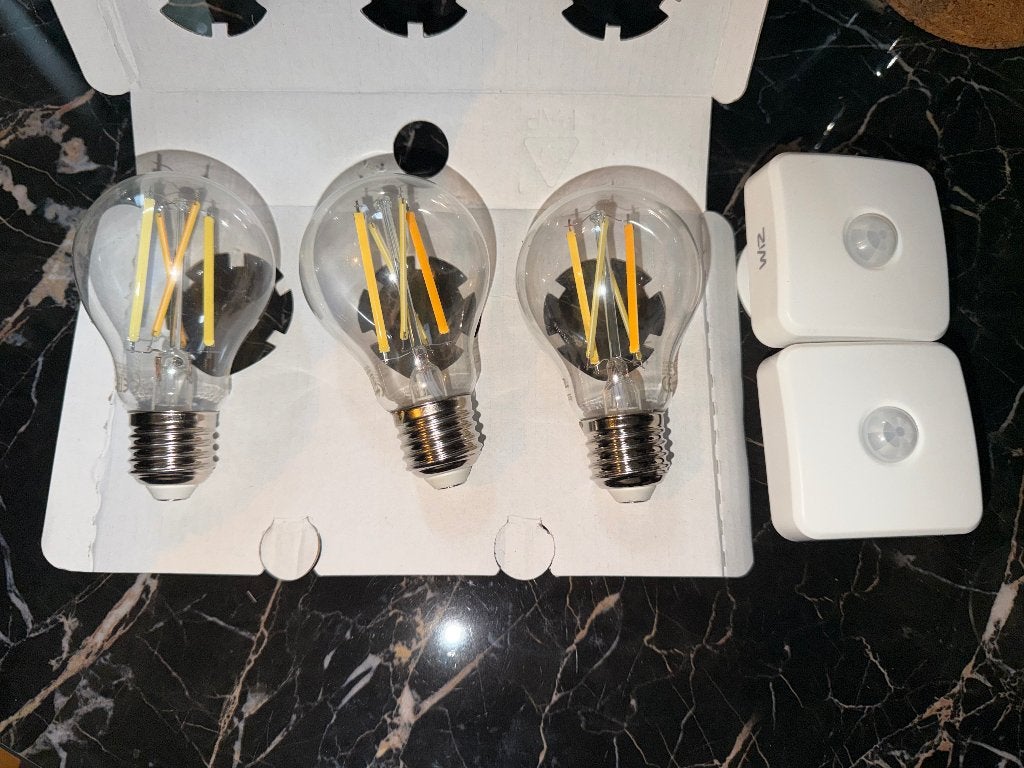 Wiz Smart LED Lampen E27 met Bewegingssensoren, 30 tot 60 watt, Zo goed als nieuw, Overige merken, Smart lamp