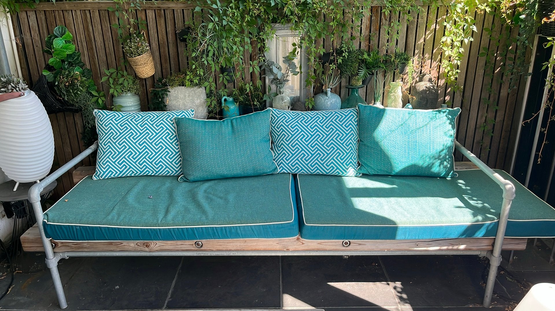 Leuke steigerbank met op maat gemaakte kussens, Ophalen, Zo goed als nieuw, Hout