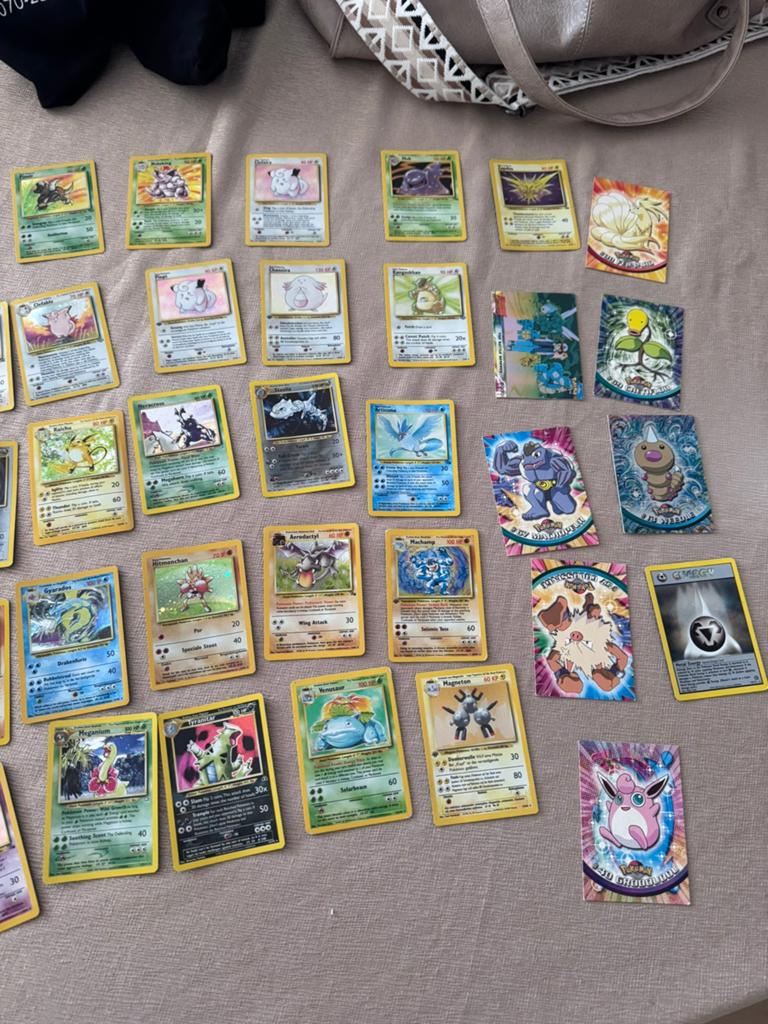 Oude (shiny) pokemon kaarten, Ophalen of Verzenden, Gebruikt, Meerdere kaarten