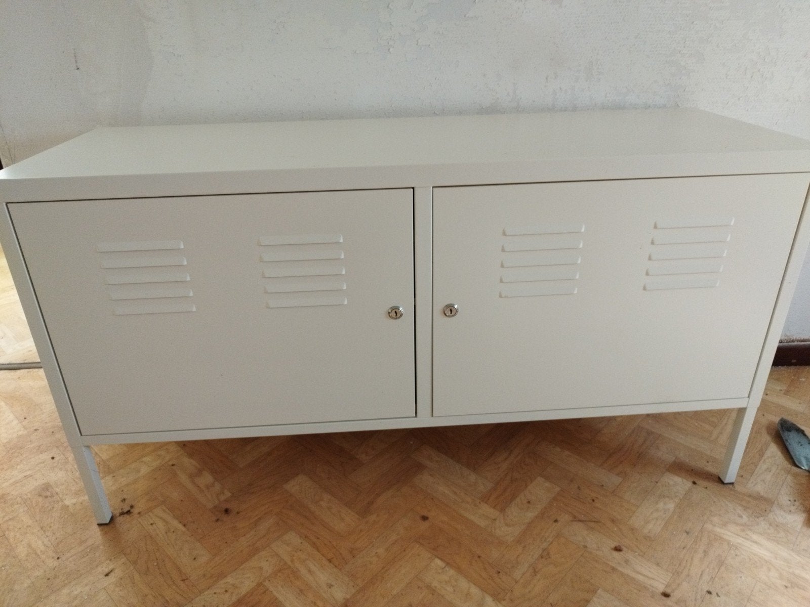 IKEA metalen kastje met slot, 118x40x64 cm, Ophalen, Gebruikt