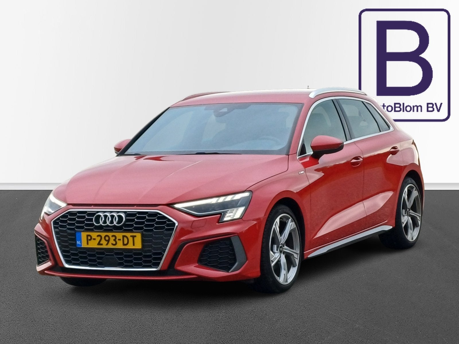 Audi A3 Sportback 30 TFSI S edition / 3xS-Line / Clima / Mat, Gebruikt, Leder en Stof, Origineel Nederlands, Bedrijf
