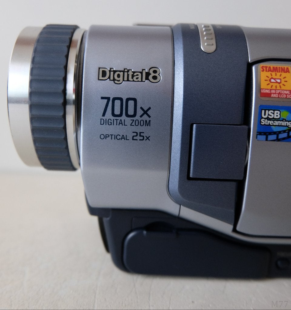 Sony DCR-TRV240E Digital 8 Camcorder (8mm/Hi8/Digital8), Audio, Tv en Foto, Videocamera's Analoog, Ophalen of Verzenden, Overige soorten