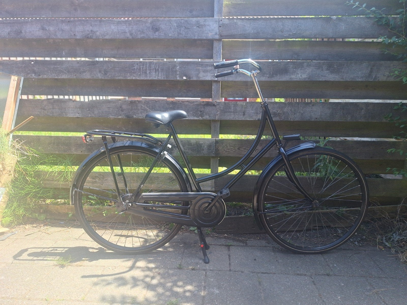 Nette 28 inch omafiets slot enz, 56 cm of meer, Ophalen, Gebruikt, Terugtraprem