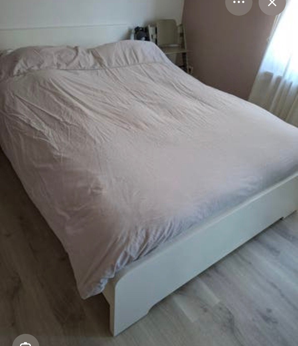 Bed wit ikea 140 cm met verstelbare lattenbodem, Wit, Tweepersoons, Zo goed als nieuw, 200 cm