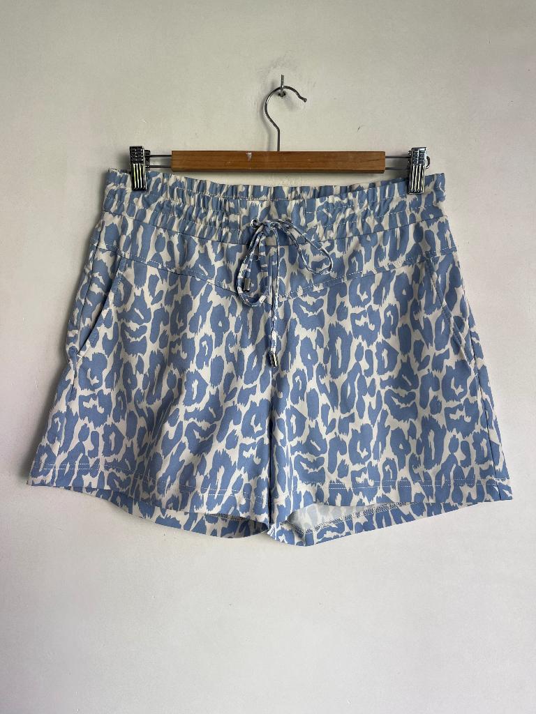 & and co woman korte broek wit blauw maat m, Maat 38/40 (M), Kort, &Co Woman, Zo goed als nieuw