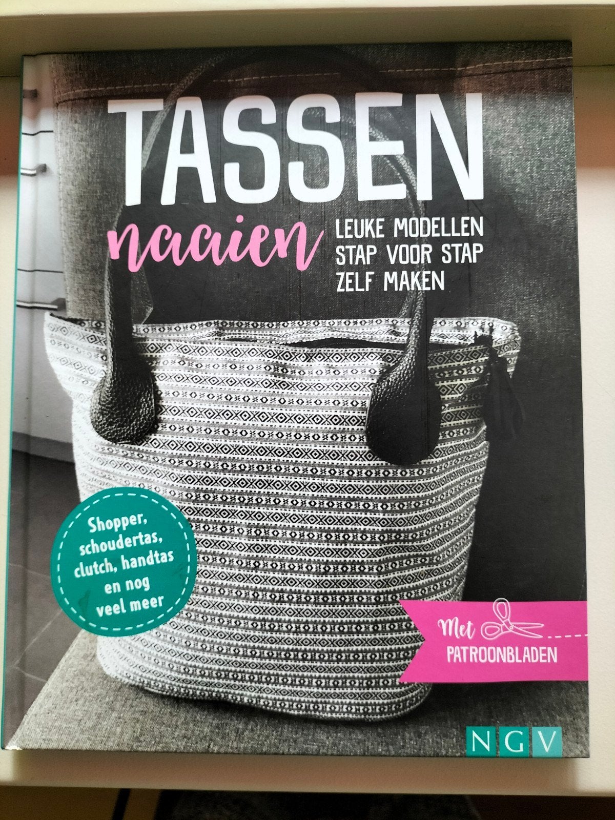 boek Tassen naaien met patroonbladen - Vanessa Schmitt, Ophalen, Gelezen, Borduren en Naaien, Vanessa Schmitt
