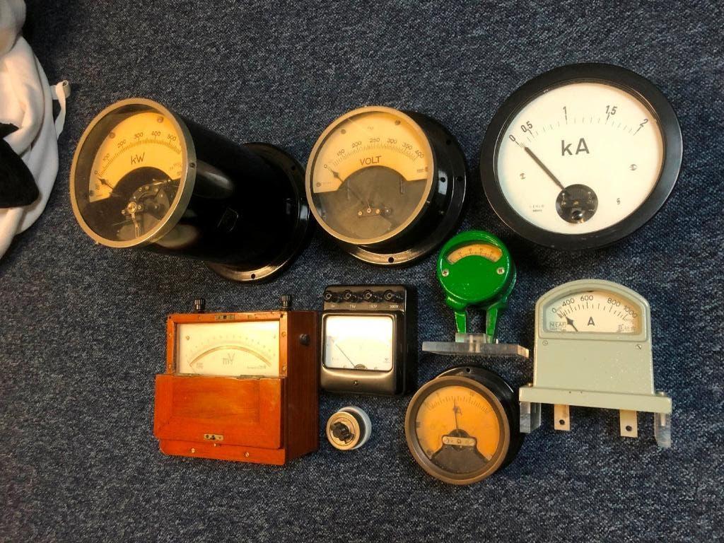Diverse collectie vintage meters en meetinstrumenten, Ophalen, Gebruikt, Elektriciteit