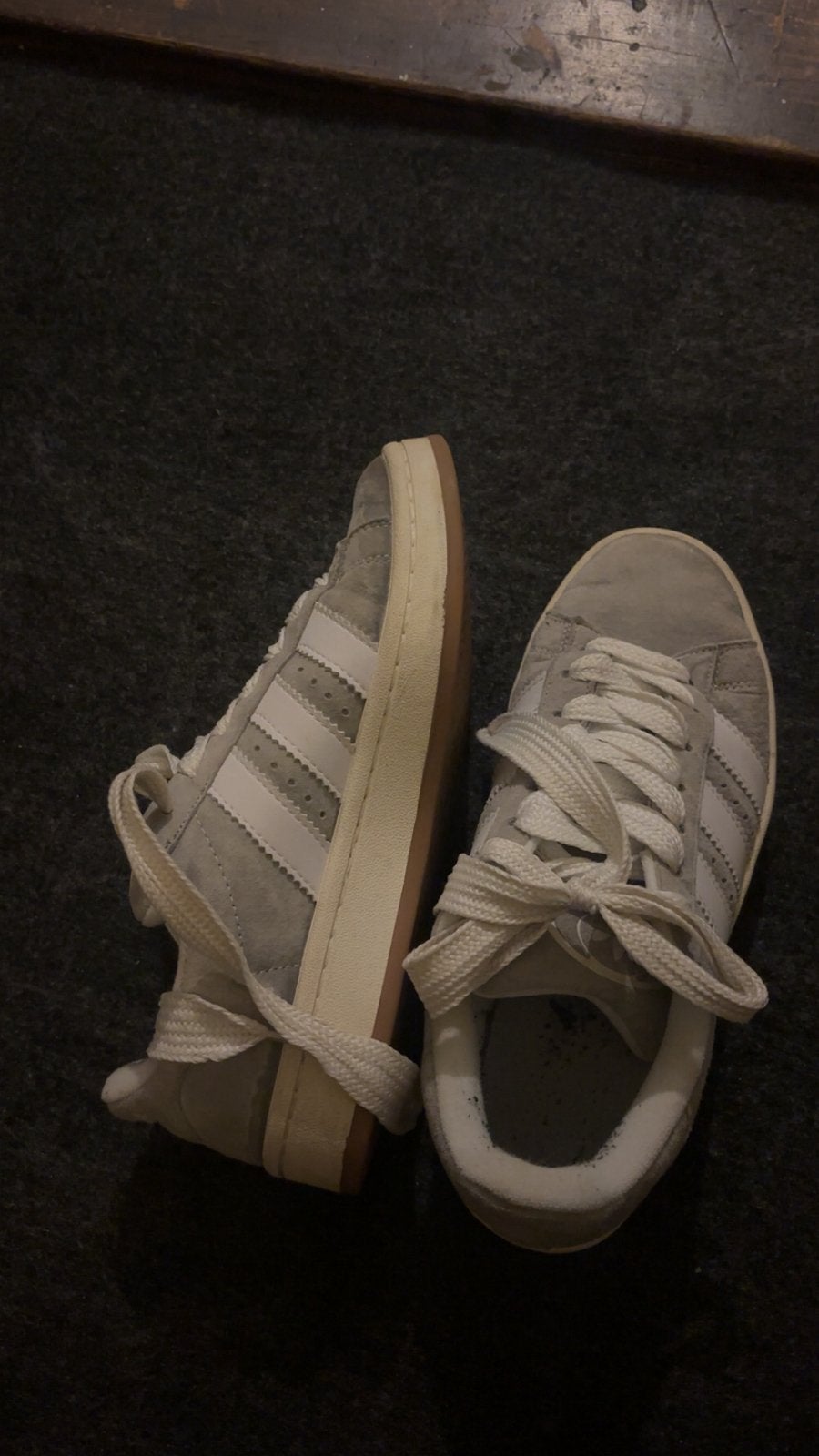 Adidas schoenen, Ophalen of Verzenden, Grijs