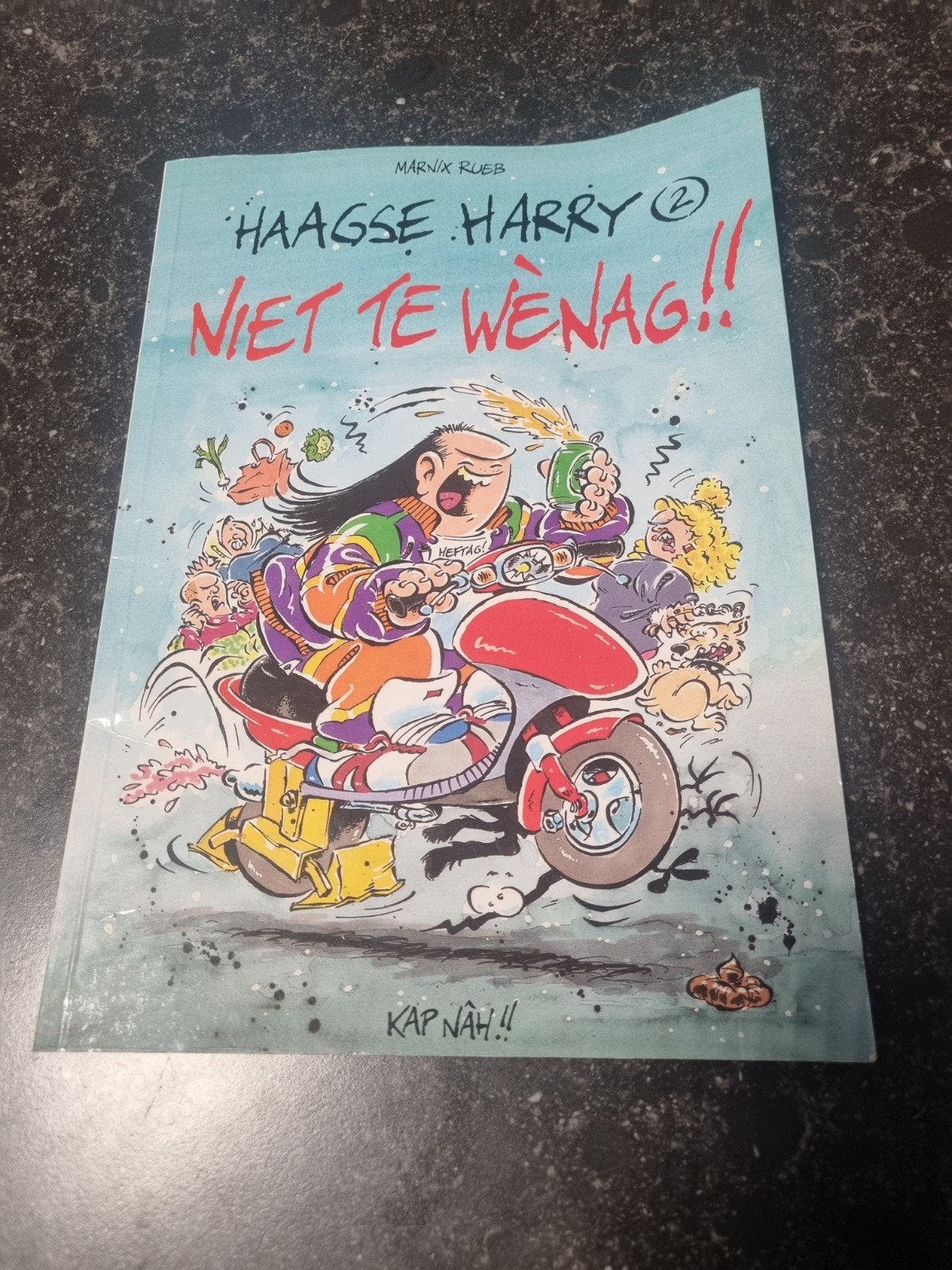Haagse Harry 2: Niet Te Wènag!! - Stripboek, Boeken, Stripboeken, Eén stripboek, Ophalen of Verzenden, Zo goed als nieuw, Marnix Rueb