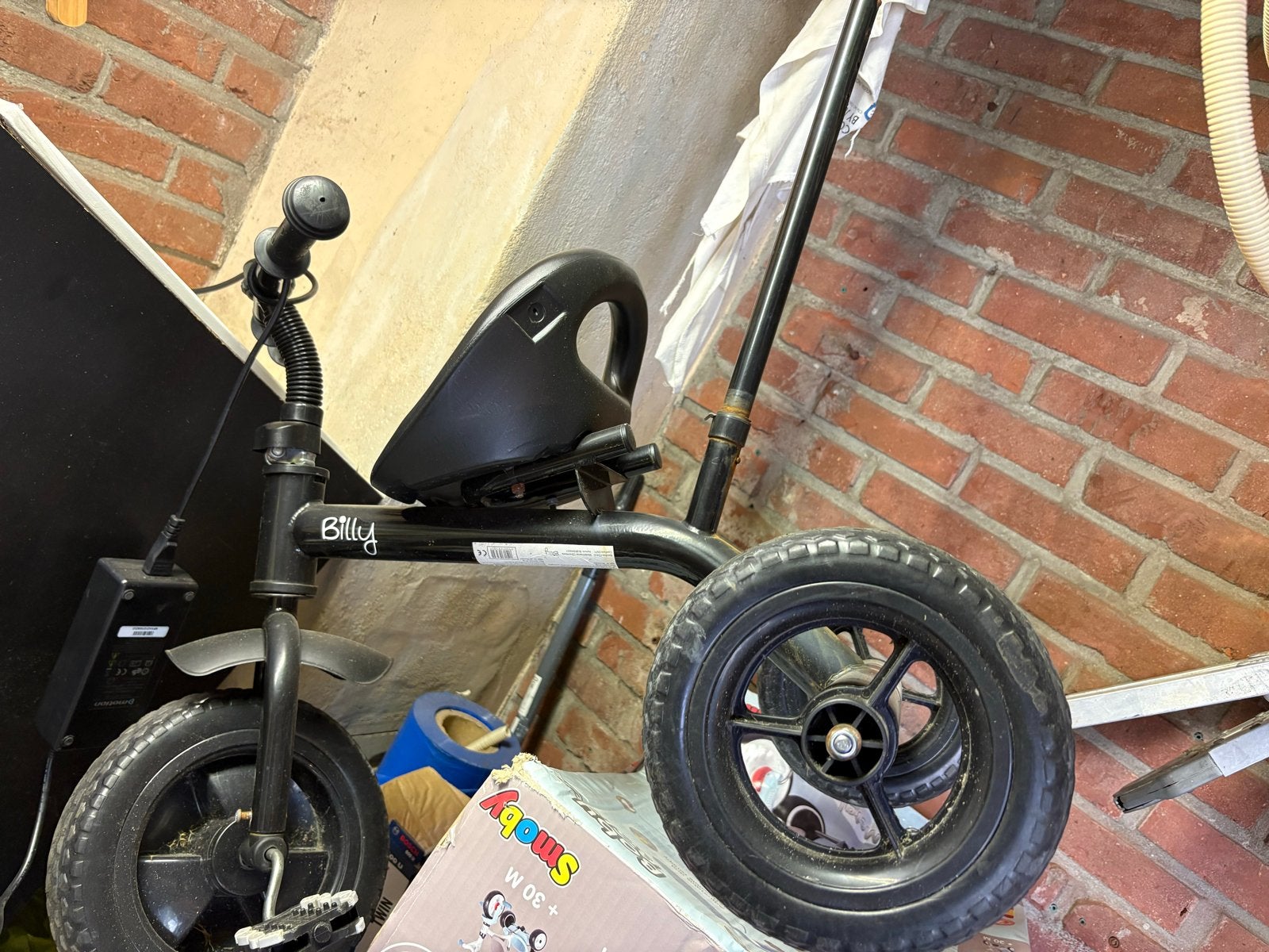 Duwfietsje Billy driewieler met duwstang zwart, Ophalen, Gebruikt, Minder dan 16 inch