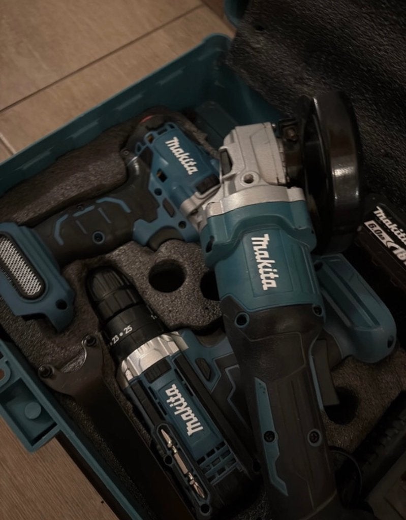 Foto 4 van Makita Accu Geredschap Set Haakse Slijper, Boormachine,Slag