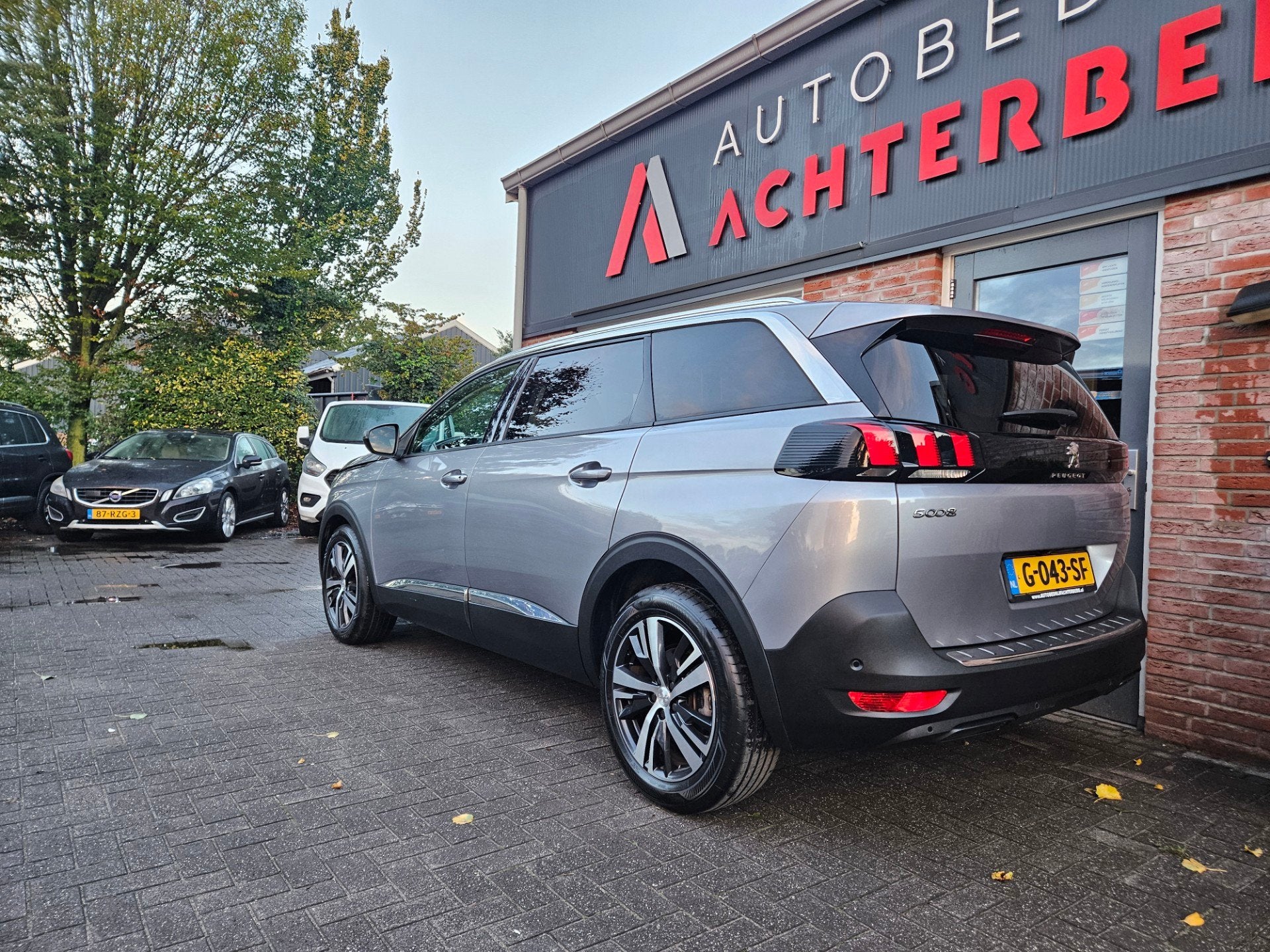 Peugeot 5008 1.2 PureTech Crossway 7-Zitplaatsen! Camera! Ca, Voorwielaandrijving, 1280 kg, Gebruikt, Euro 6