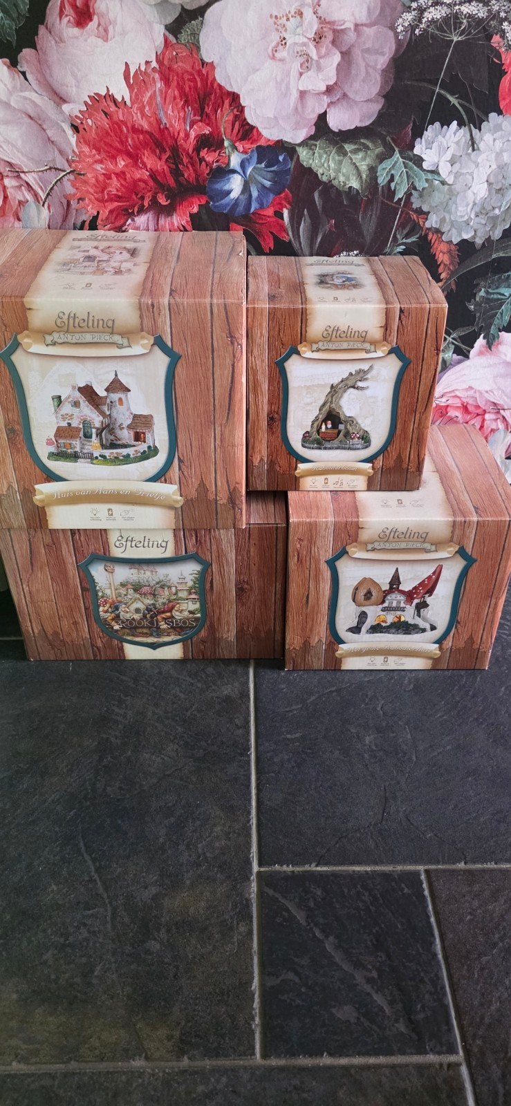 luville efteling huisjes, Ophalen of Verzenden, Zo goed als nieuw