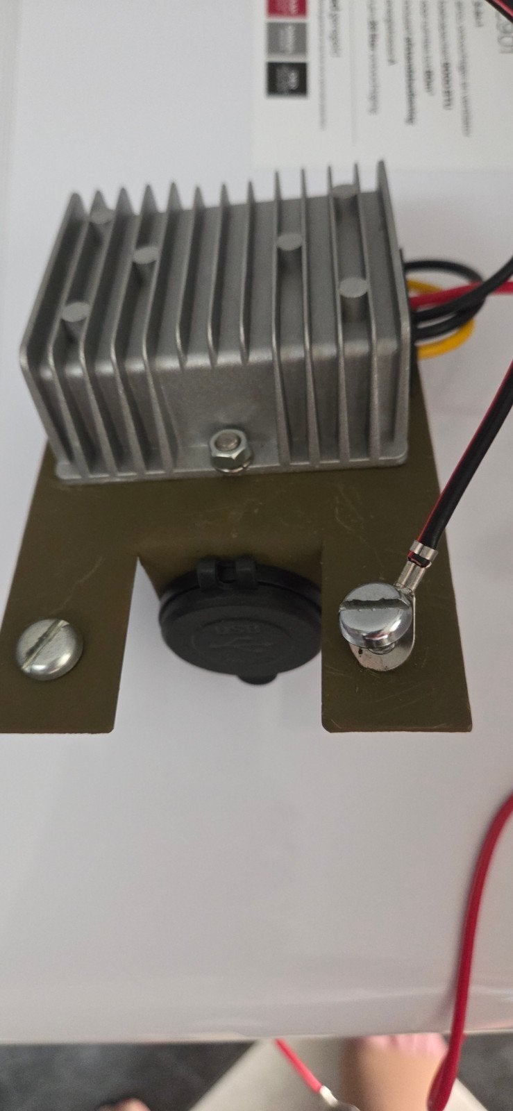 6 Volt omvormer naar 12 Volt DC met USB aansluiting, Ophalen of Verzenden, Nieuw
