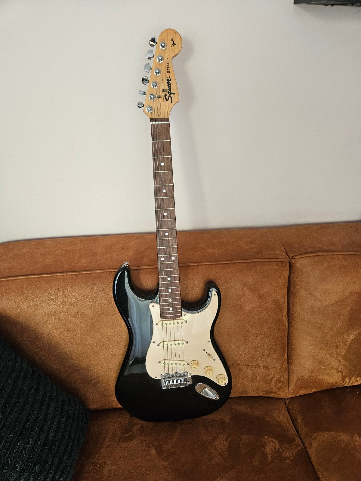 Fender Squier Stratocaster - Zwart, Ophalen, Gebruikt, Solid body, Overige merken