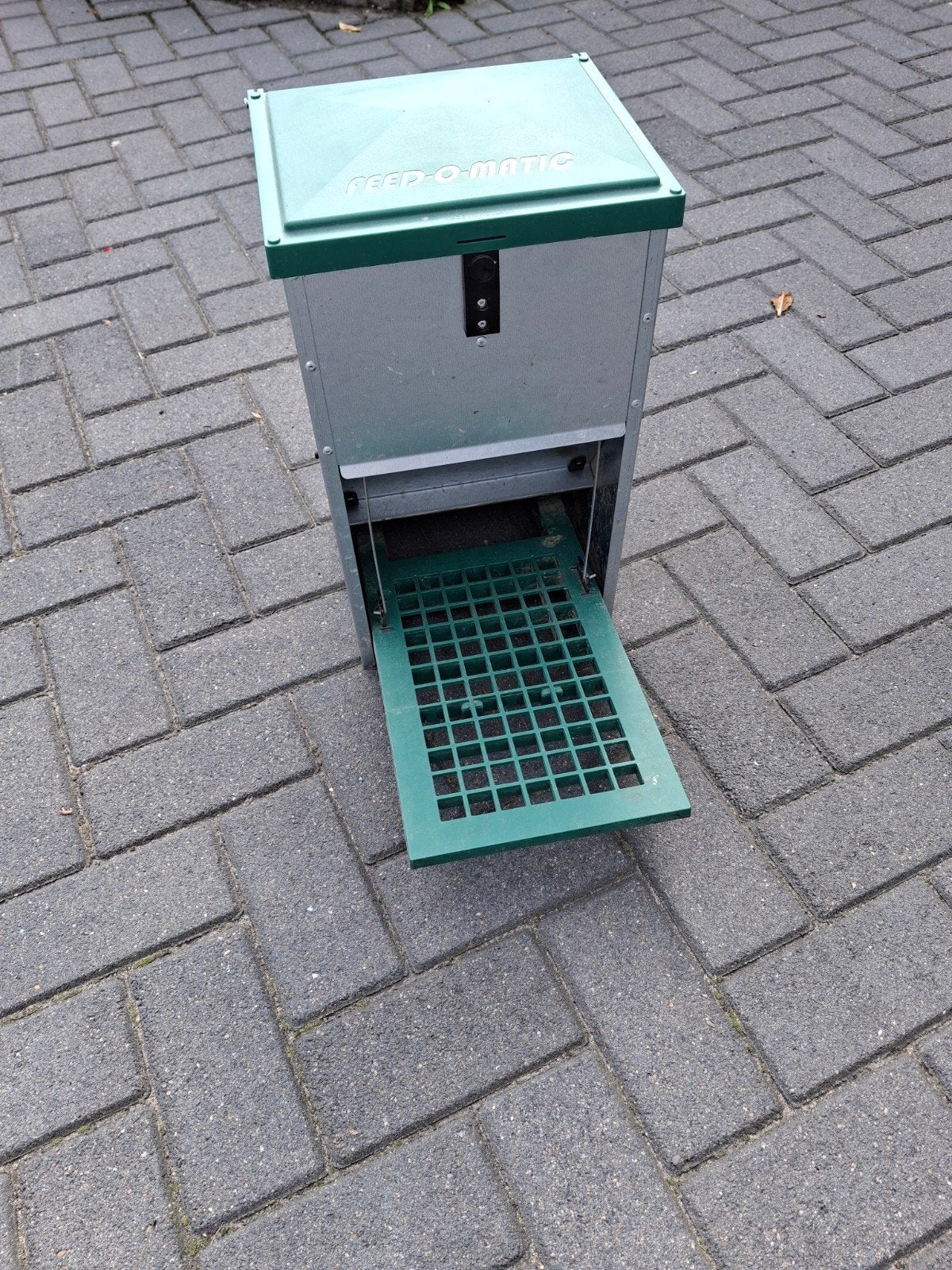 kippen voer silo 8 kg, Ophalen, Zo goed als nieuw, Drinken en Voederen