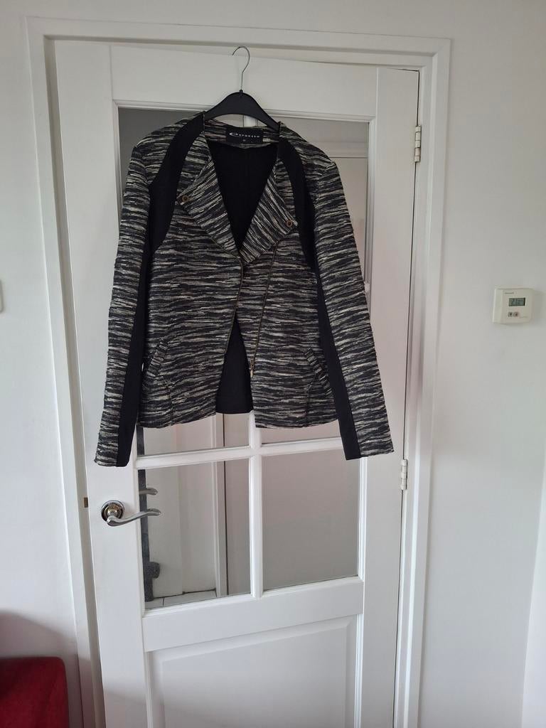 Zwarte blazer expresso, Kleding | Dames, Jasjes, Kostuums en Pakken, Maat 38/40 (M), Expresso, Zwart, Ophalen of Verzenden