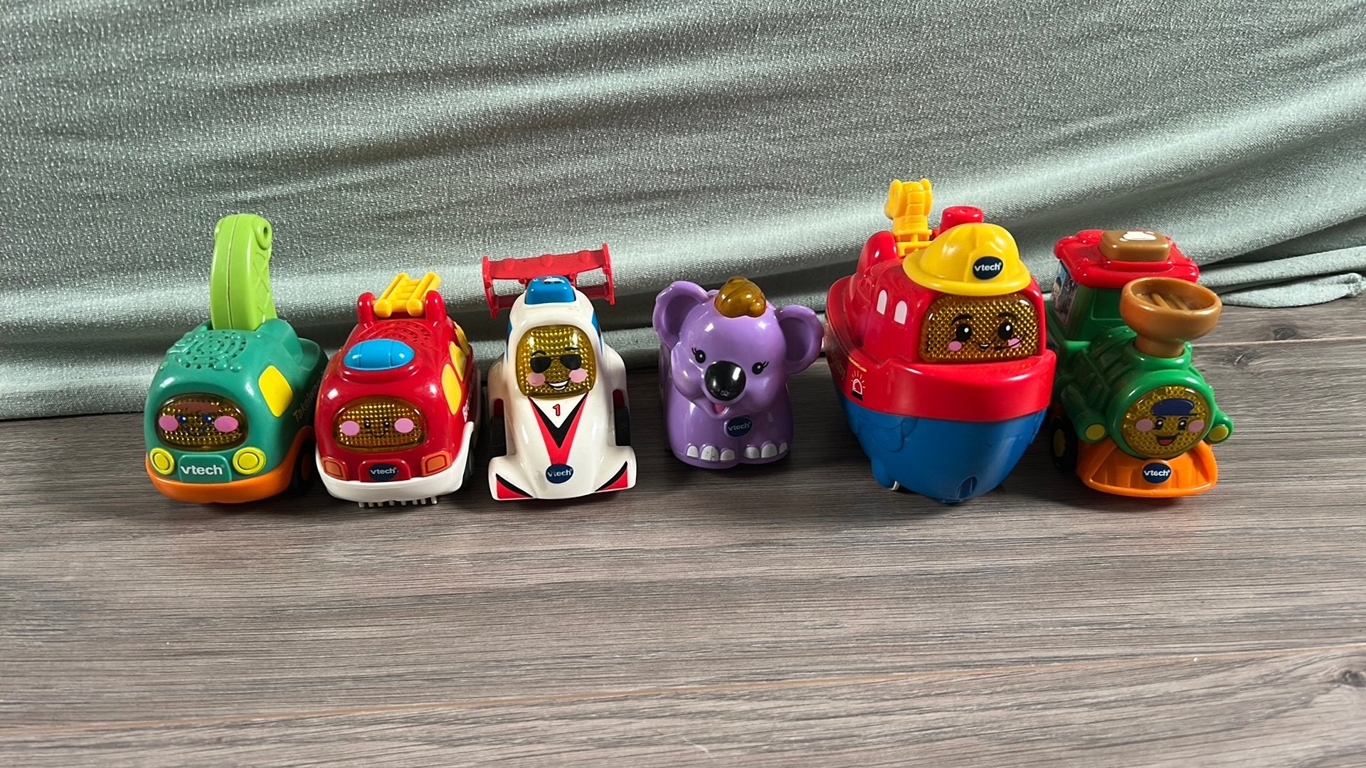 6 toef toef autos, Kinderen en Baby's, Speelgoed | Vtech, Ophalen of Verzenden, Zo goed als nieuw, 6 maanden tot 2 jaar