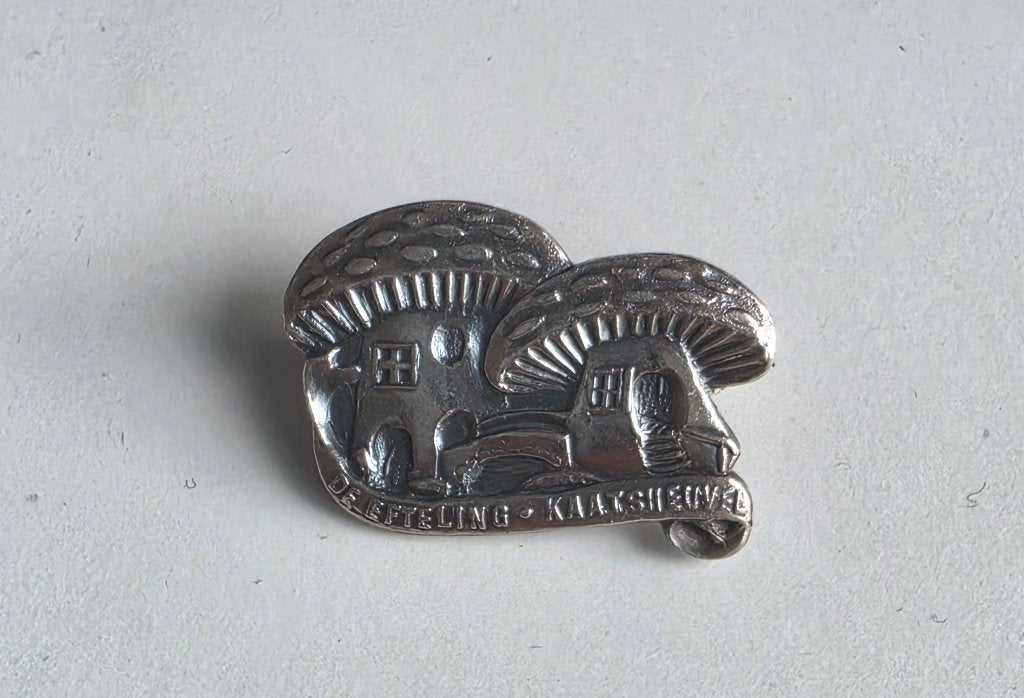 Oude vintage zilveren efteling broche, 4 tot 7 cm, Ophalen of Verzenden, Zo goed als nieuw, Zilver