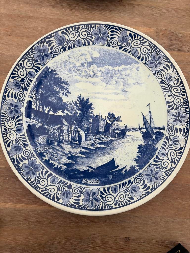 Groot Delftsblauw wandbord 'De Lente' - 4 Jaargetijden, Antiek en Kunst, Antiek | Wandborden en Tegels, Ophalen