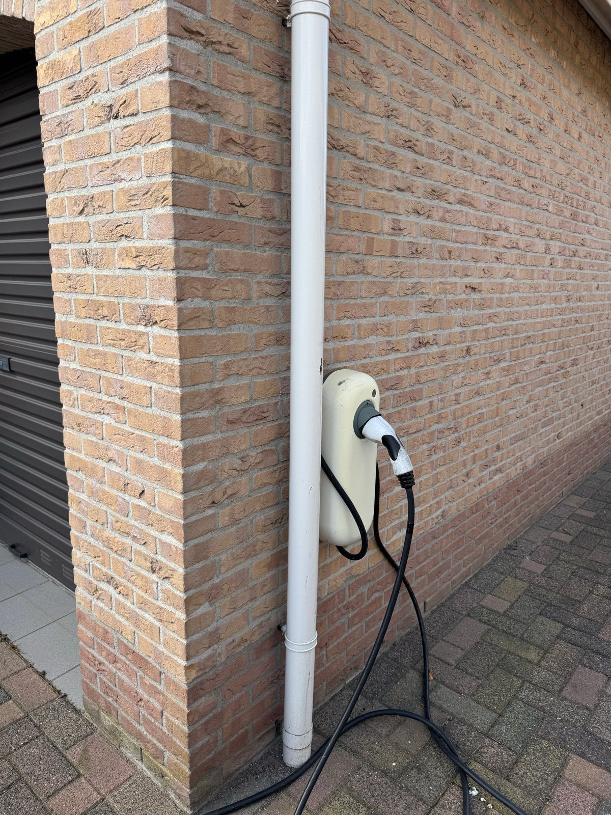 Newmotion 2.0 Laadpaal met 8 meter vaste kabel, Ophalen of Verzenden, Gebruikt, Laadpaal