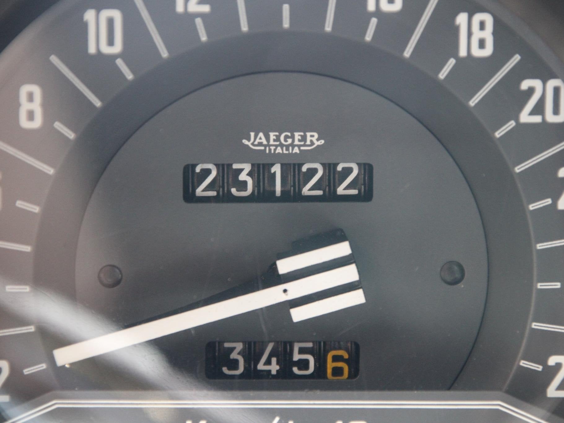 Alfa Romeo Montreal Coupé 2.6 V8 | Topstaat | ZF 5-versnell, foto 5