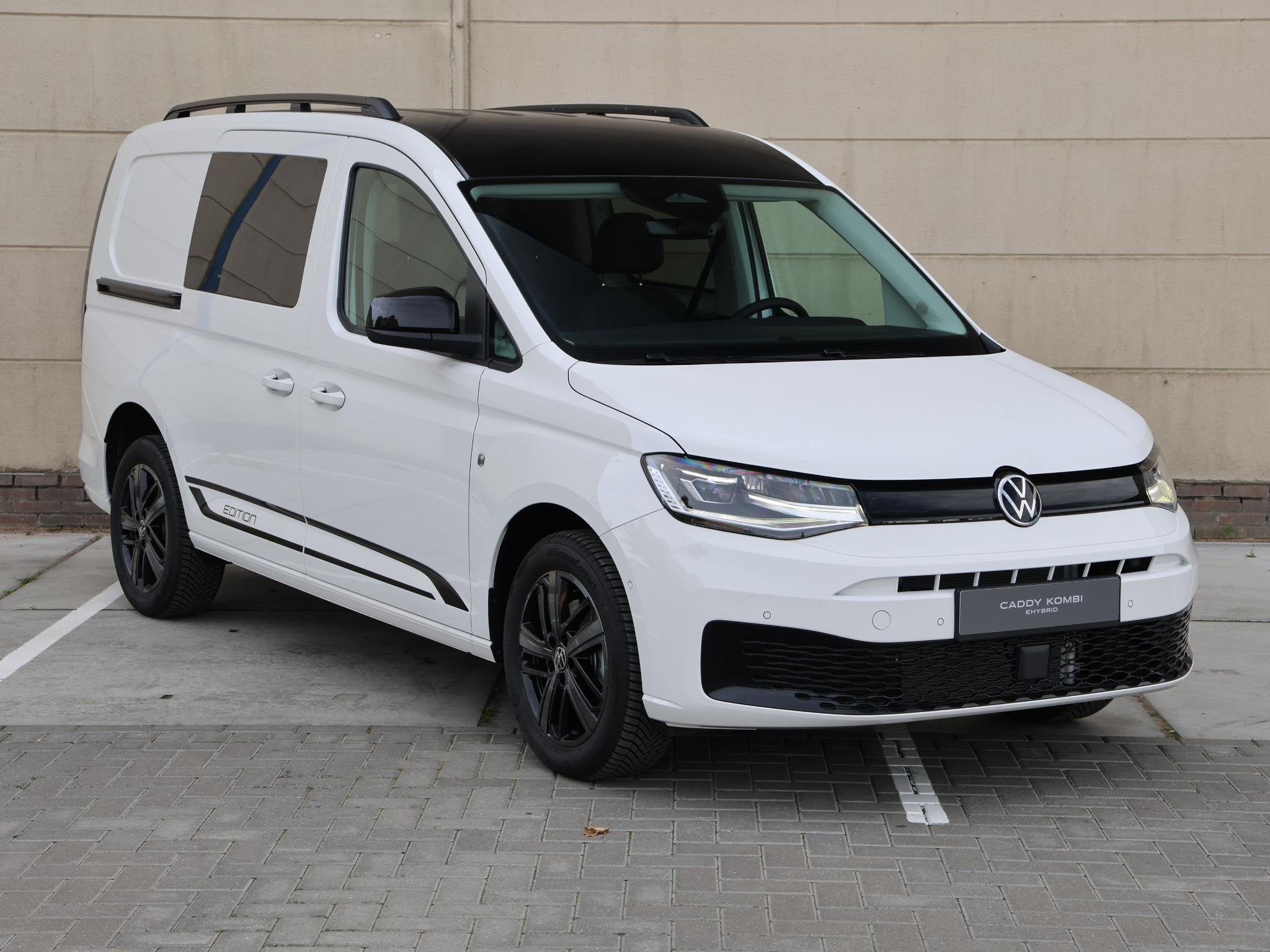 Volkswagen Caddy Cargo Maxi Limited Edition 1.5 eHybrid 150P, Auto's, Stof, 1498 cc, 4 cilinders, 150 pk