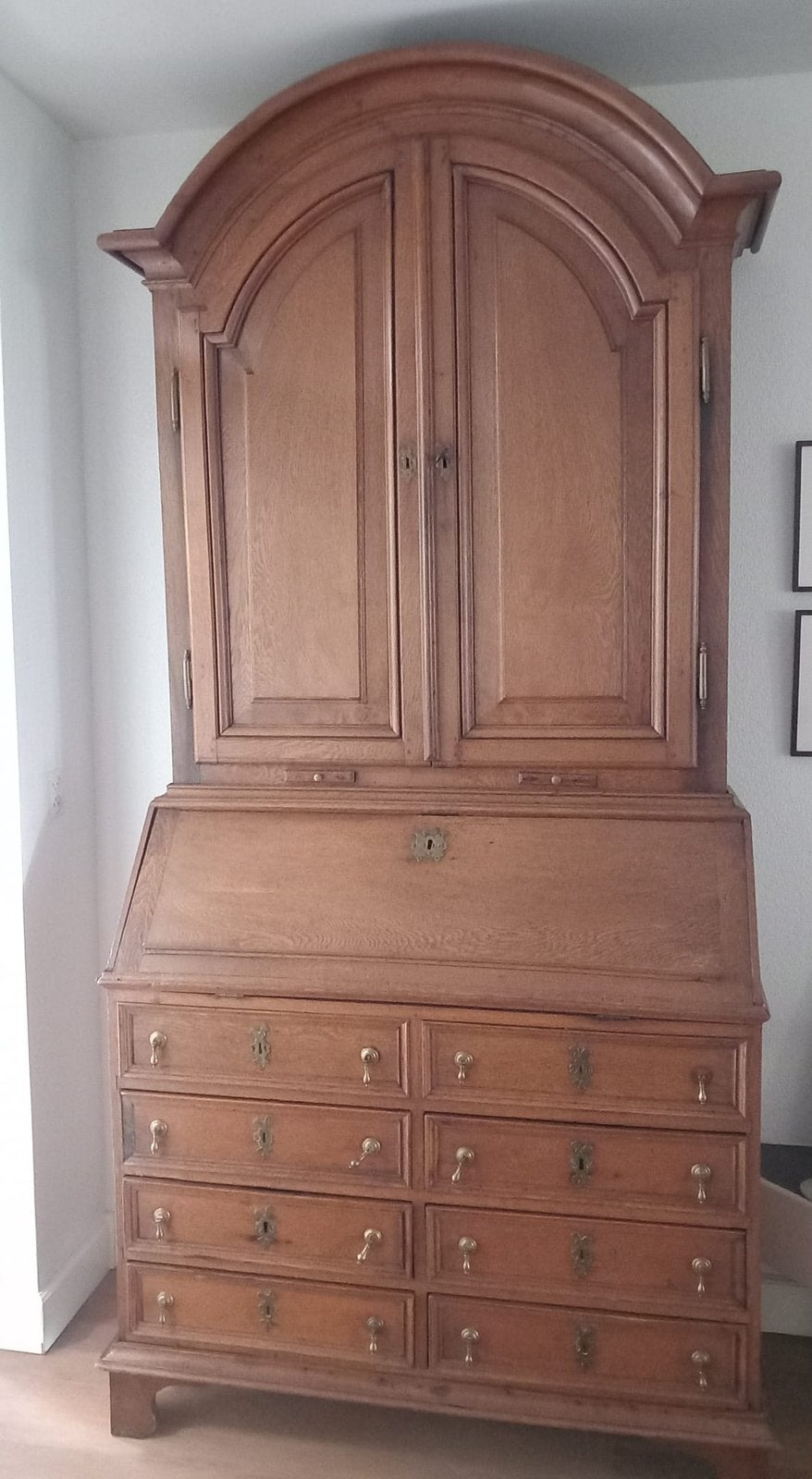 Prachtige antiek hardhouten kast te koop, Ophalen, Gebruikt