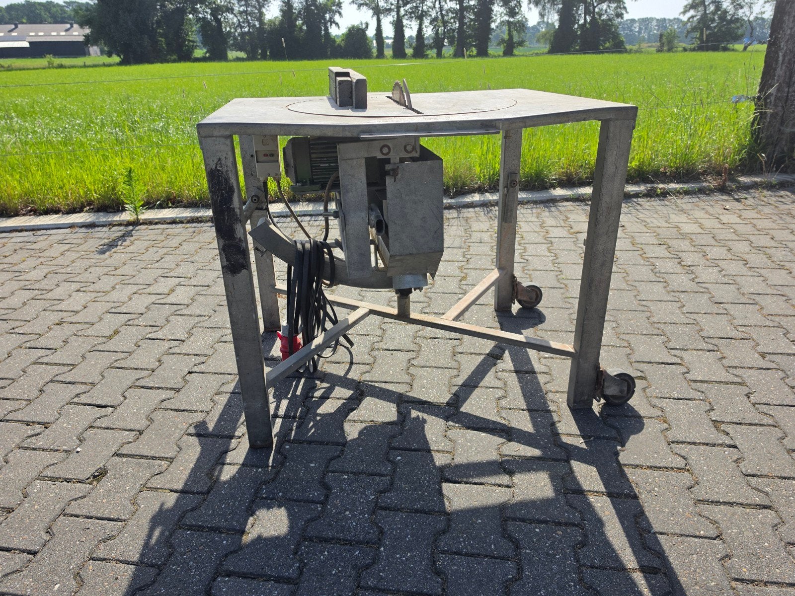 Harwi Bouwzaag 400V Verrijdbaar - Robuuste Zaagmachine, Ophalen, Gebruikt, Cirkelzaag, 70 mm of meer