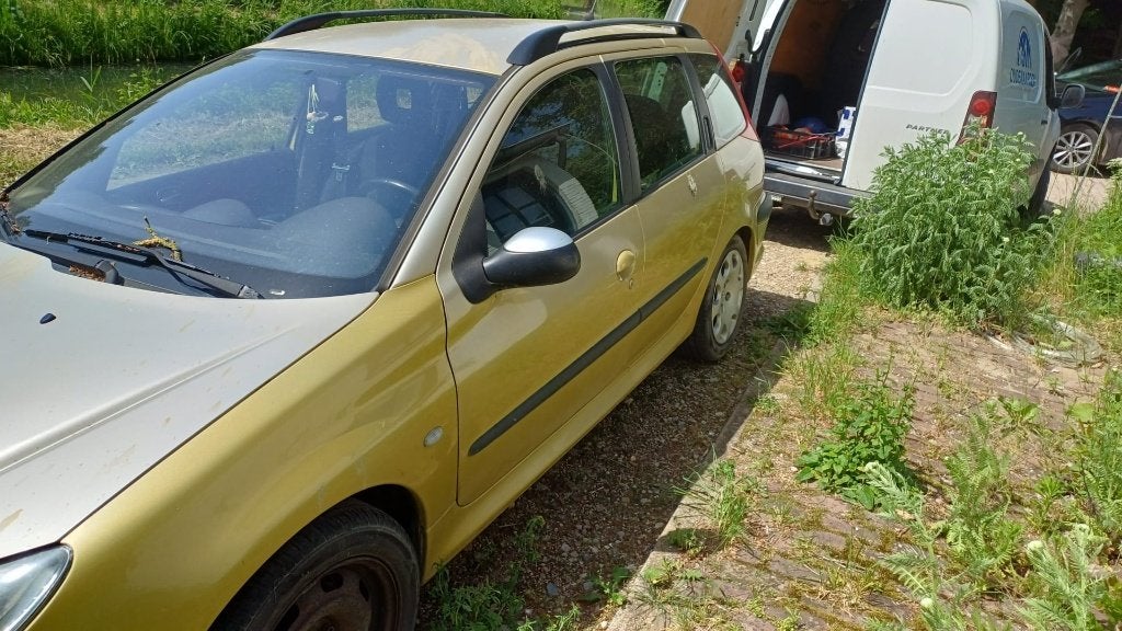 Peugeot 206 1.6 16V SW 2003 Geel, Auto's, Peugeot, Voorwielaandrijving, 40 €/maand, Zwart, 4 cilinders