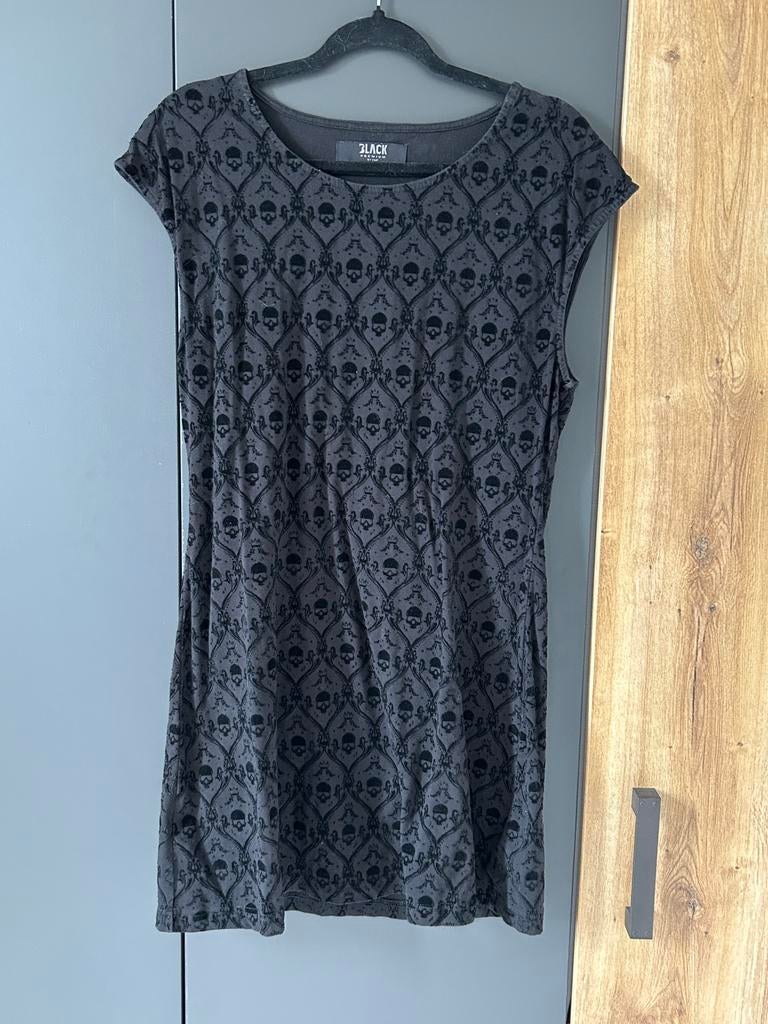 Gothic jurk, Kleding | Dames, Ophalen of Verzenden, Zo goed als nieuw, Zwart, Onder de knie