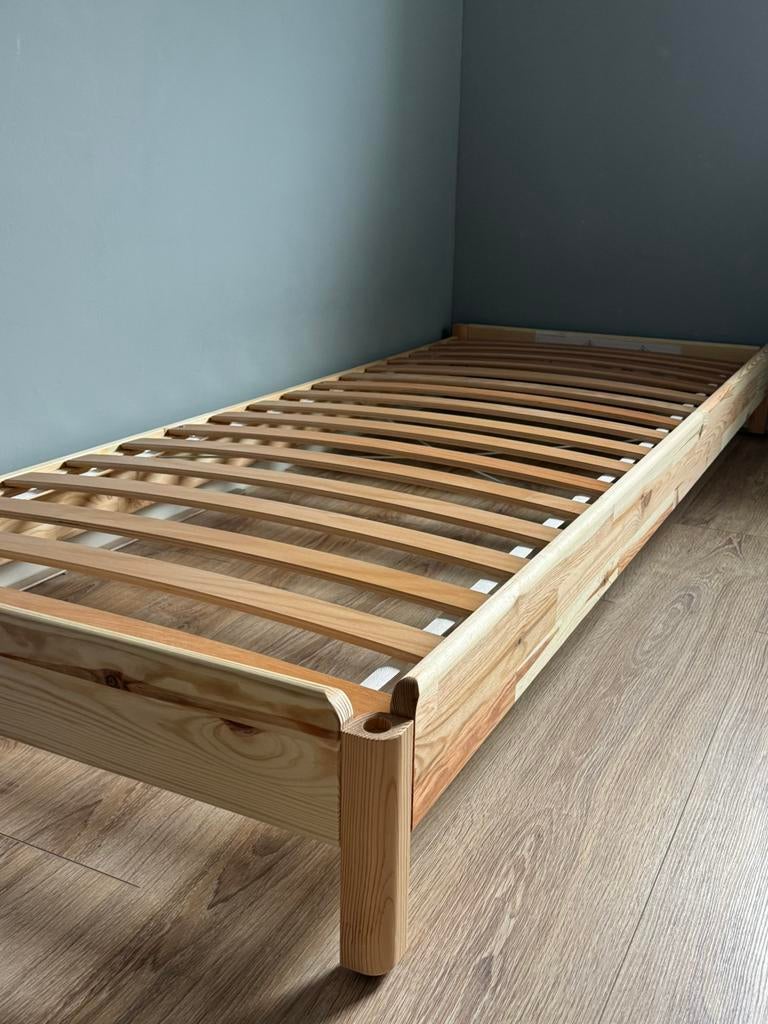 IKEA Utaker bed NIEUW IN DOOS, Ophalen, Eenpersoons, Wit, Zo goed als nieuw