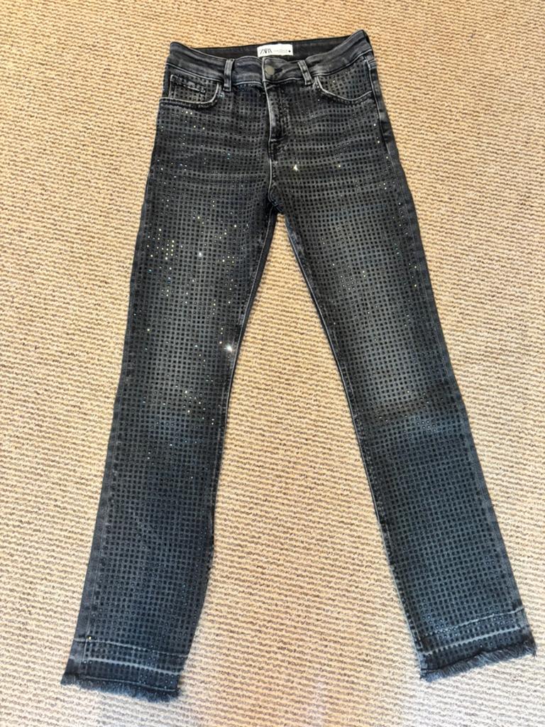 Zara glitter jeans, Ophalen of Verzenden, Zo goed als nieuw, Zwart, W28 - W29 (confectie 36)
