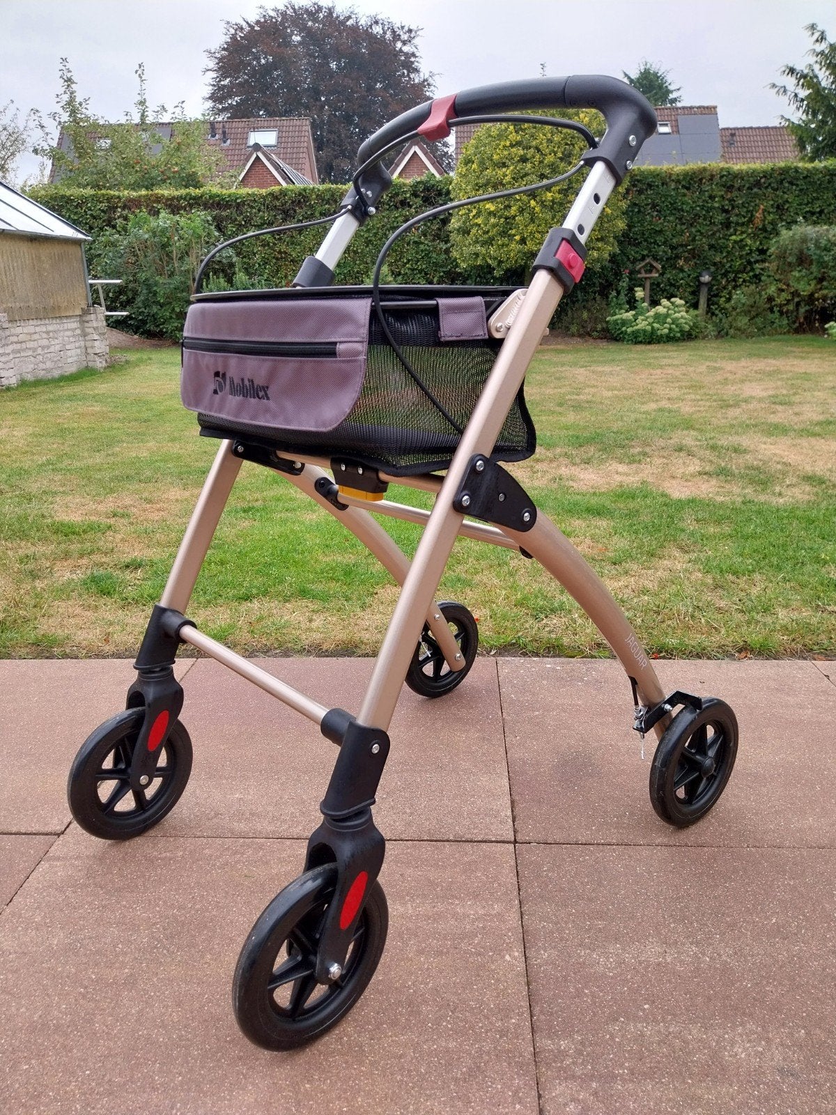 mobilex binnen rollator type Jaguar, Ophalen, Opvouwbaar, Zo goed als nieuw