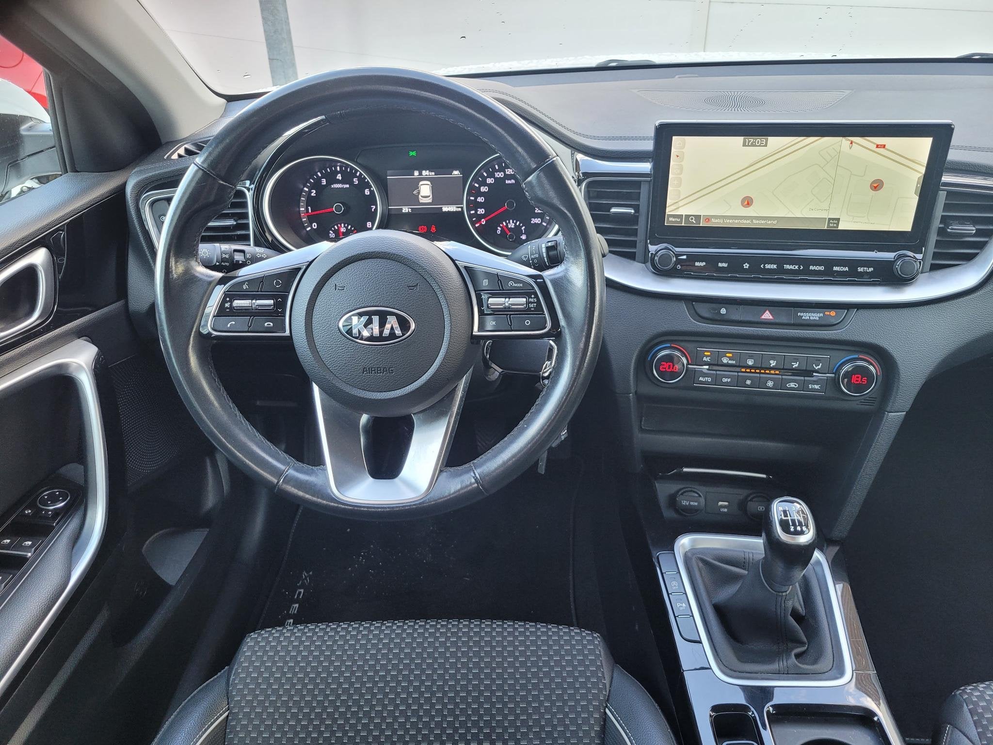 Kia XCeed 1.4 T-GDi DynamicLine | Trekhaak | Navigatie | Cam, Auto's, XCeed, 4 cilinders, Met garantie (alle), Leder en Stof