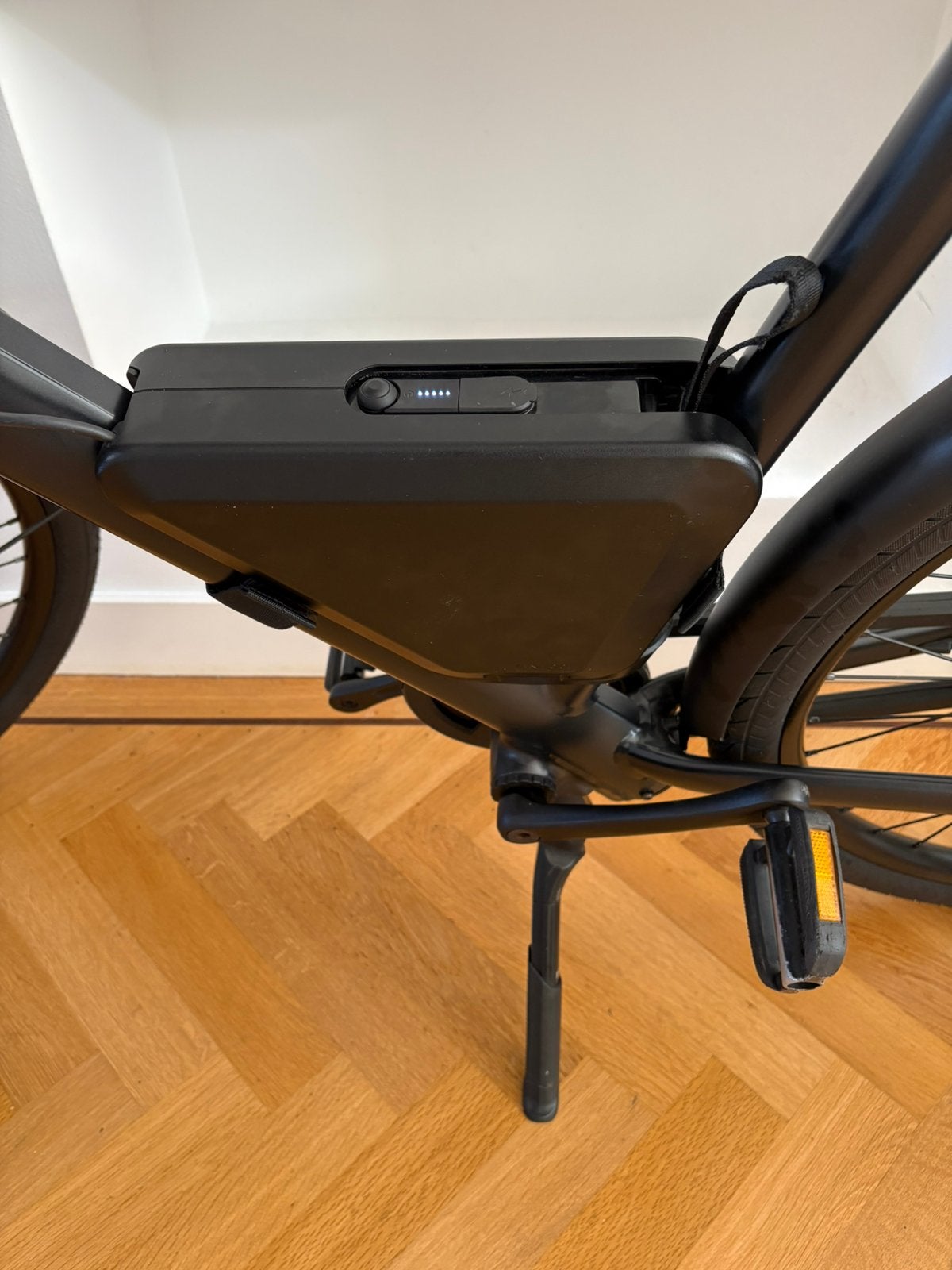 VanMoof PowerBank voor S3/X3 inclusief lockdock, Zo goed als nieuw