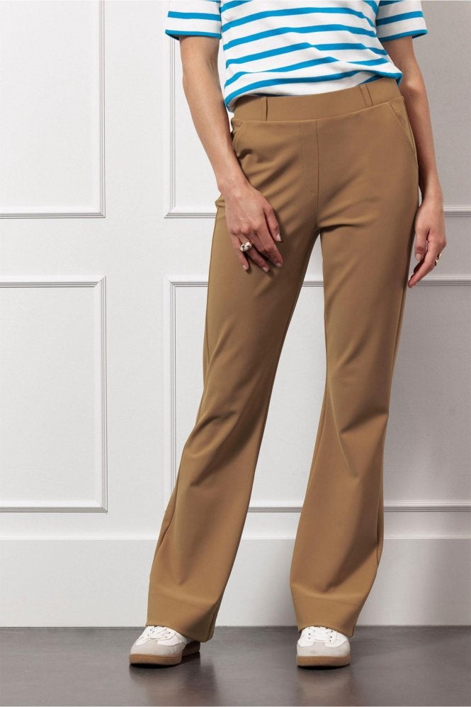 Studio Anneloes flared bonded broek caramel travelstof nt M, Kleding | Dames, Ophalen of Verzenden, Zo goed als nieuw, Maat 38/40 (M)