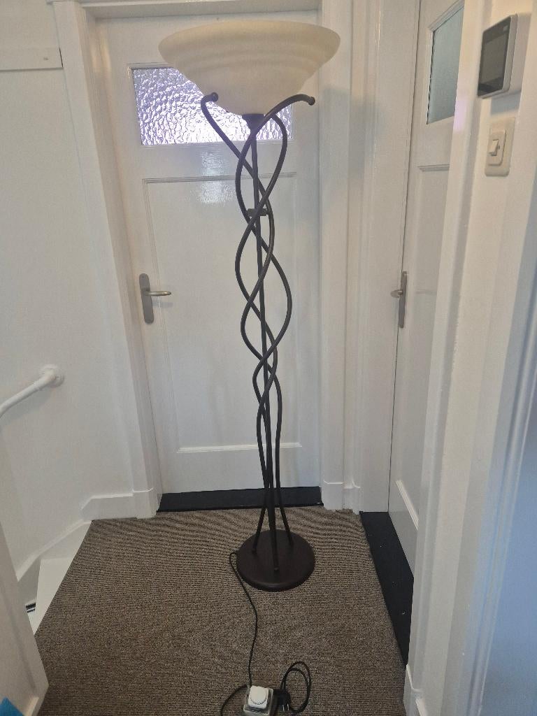 Stijlvolle staande vloerlamp, Huis en Inrichting, Lampen | Vloerlampen, Ophalen, Terzani, Zo goed als nieuw, Glas