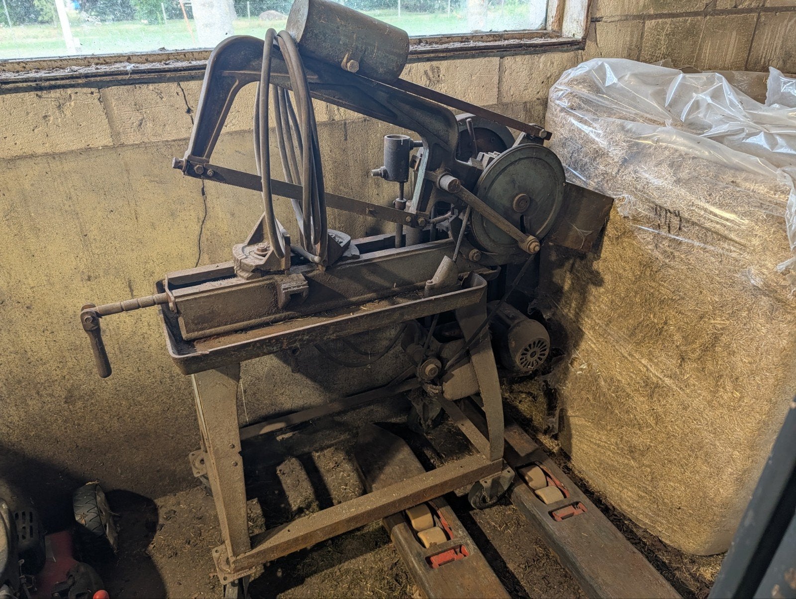 Oude lintzaagmachine, Ophalen of Verzenden, Gebruikt, Lintzaag, Onbekend