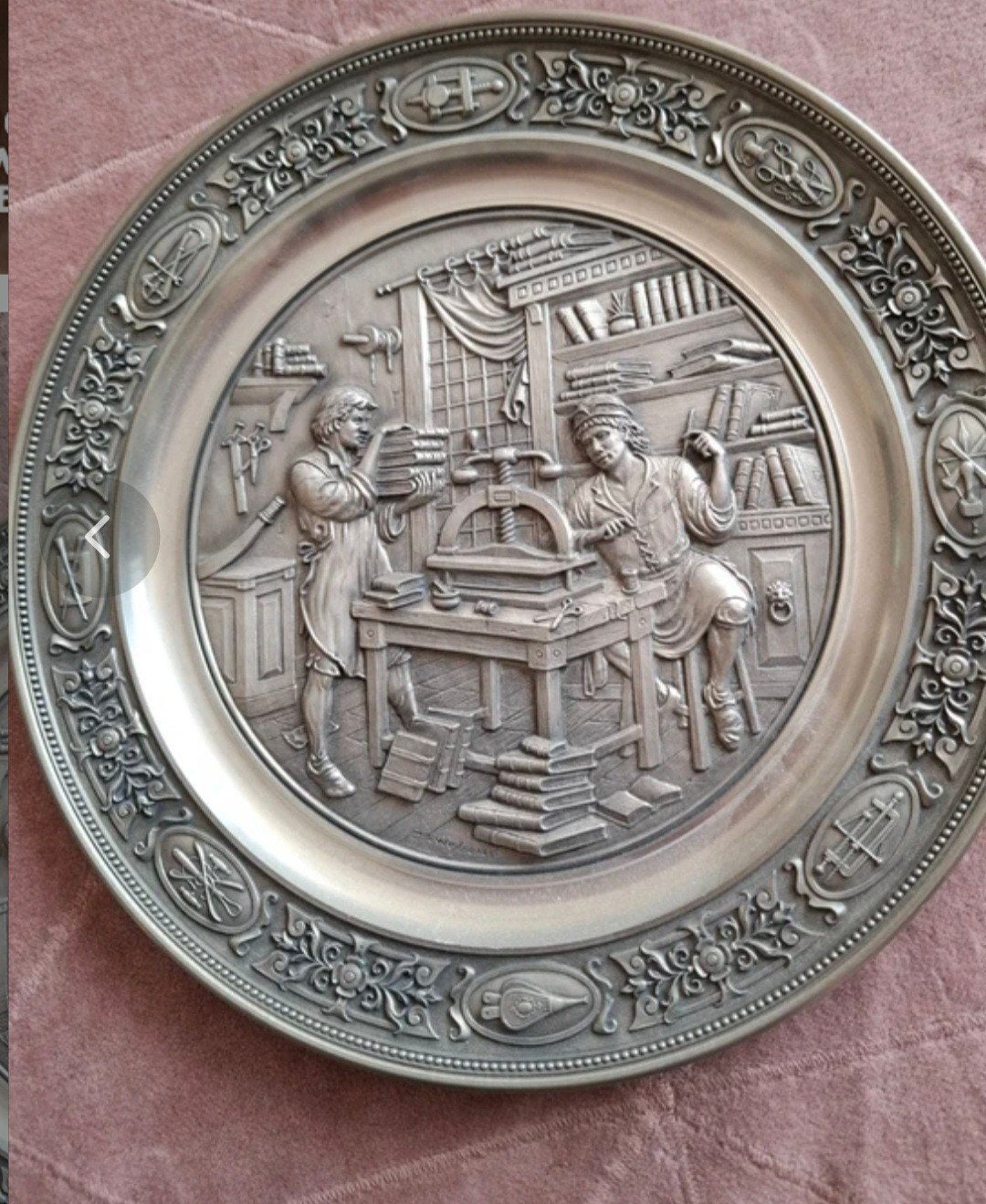 SKS Zinnenbord "De Boekbinder" - Traditioneel Handwerk, Ophalen of Verzenden