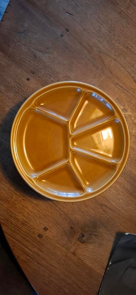 6 Okergele Gourmet Borden, Ophalen