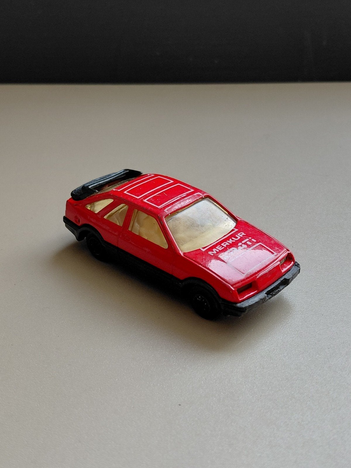 MC Toy Merkur XR4Ti Ford Sierra Schaal 1:64, Ophalen of Verzenden