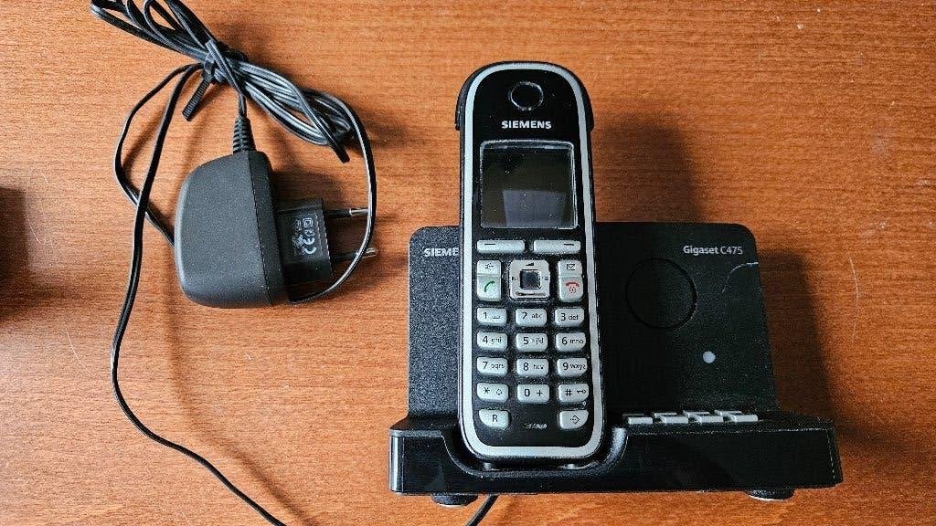 Siemens Gigaset met 3 toestellen, alles werkt, Ophalen of Verzenden, Gebruikt, 3 handsets