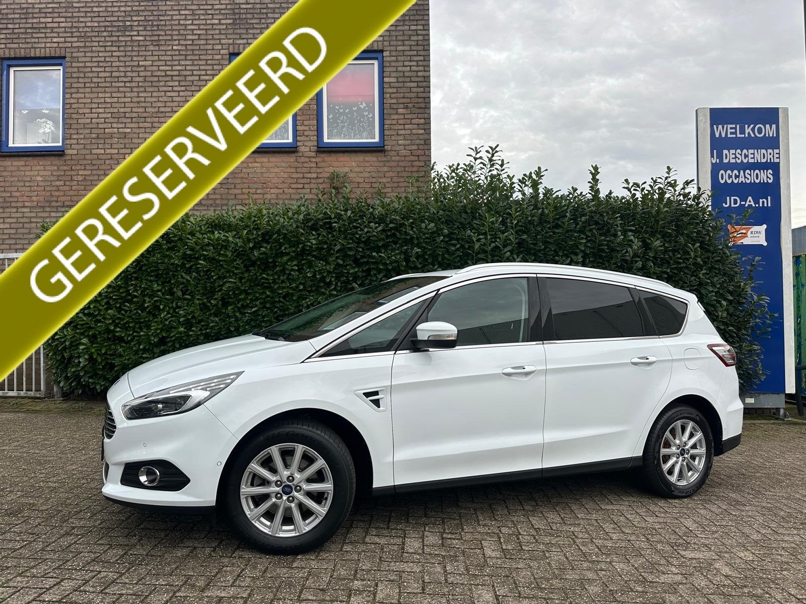 Ford S-Max 1.5 Titanium Climate C, Cruise C, Navigatie, Came, Voorwielaandrijving, Zwart, 4 cilinders, Met garantie (alle)
