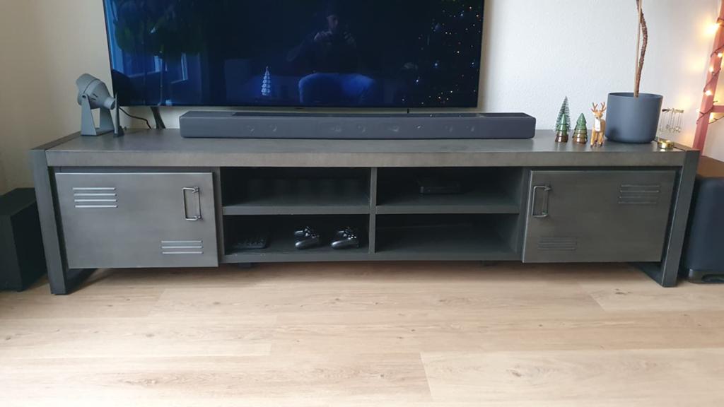 Tv meubel (bxdxh)220x45x50cm, Huis en Inrichting, Kasten | Televisiemeubels, Ophalen, Overige houtsoorten, Zo goed als nieuw, 200 cm of meer