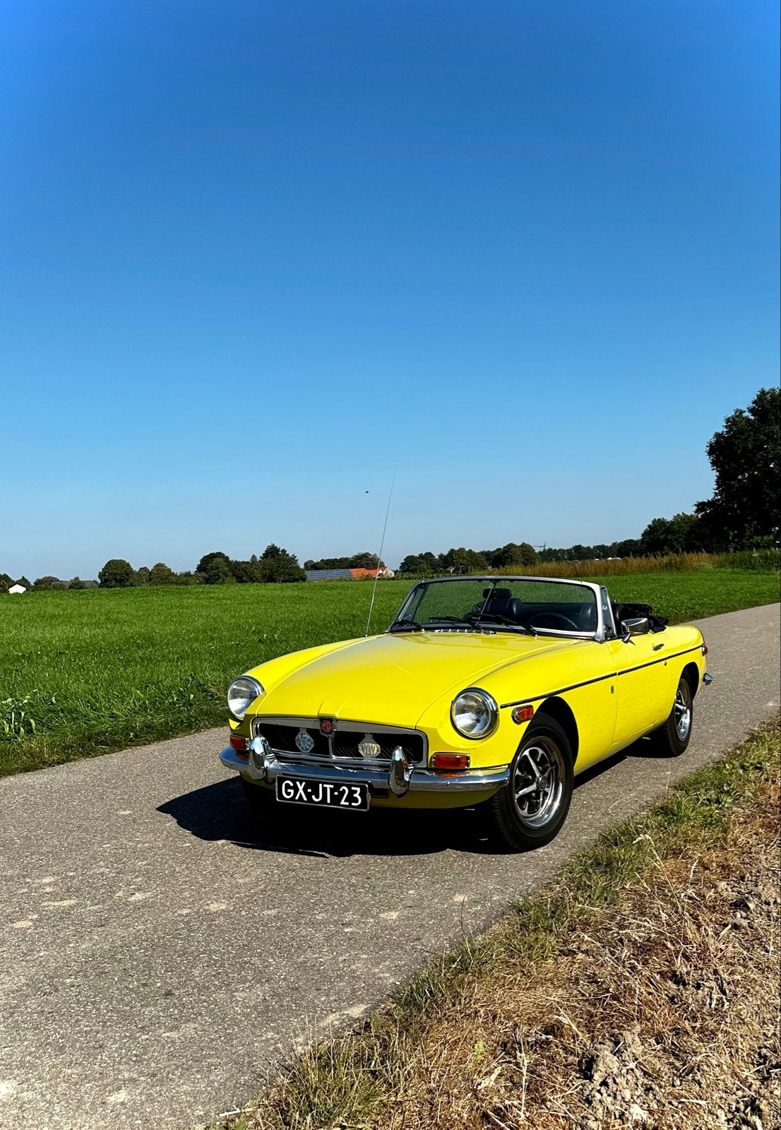 MG B 1.8 Cabriolet 1975, foto 11