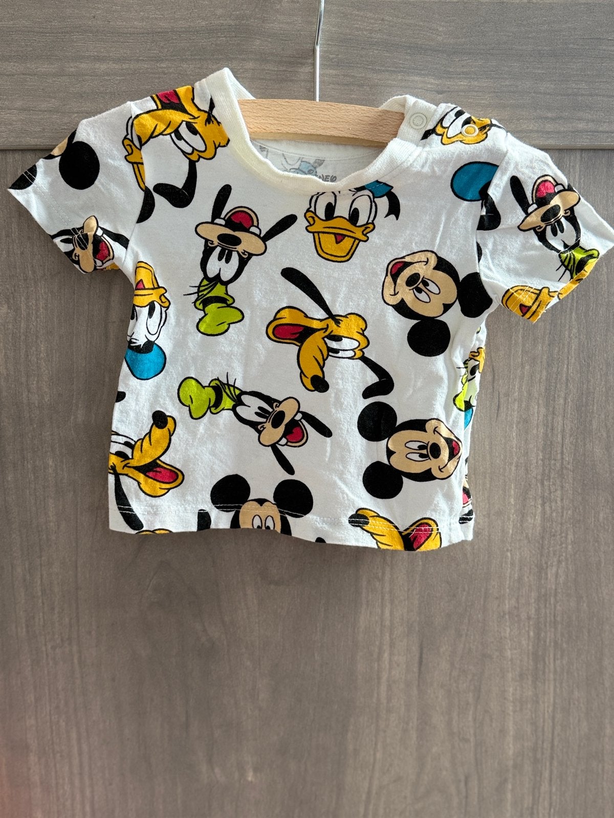 3x T-shirtjes Disney en Nijntje - Zo goed als nieuw, Ophalen of Verzenden, Zo goed als nieuw, Jongetje of Meisje, Shirtje of Longsleeve