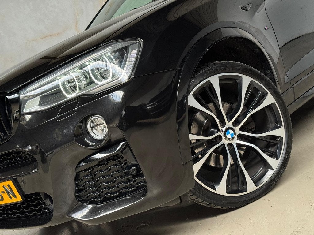 BMW X4 xDrive35d High Executive / M uitgevoerd / Pano / vol, Auto's, BMW, Automaat, 2993 cc, Leder en Stof, Zwart