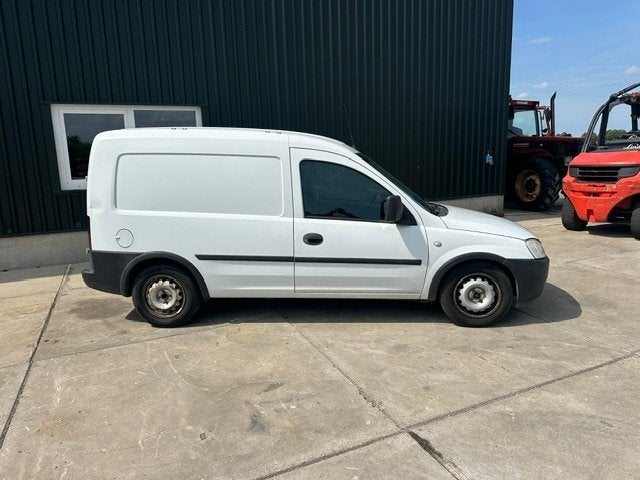 Opel Combo 1.7 DI H AC 2004, Auto's, Bestelauto's, 4 cilinders, 1686 cc, Wit, Origineel Nederlands