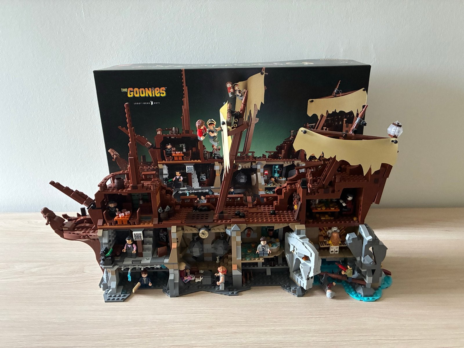 LEGO Ideas 21363: The Goonies en GWP, Ophalen, Zo goed als nieuw